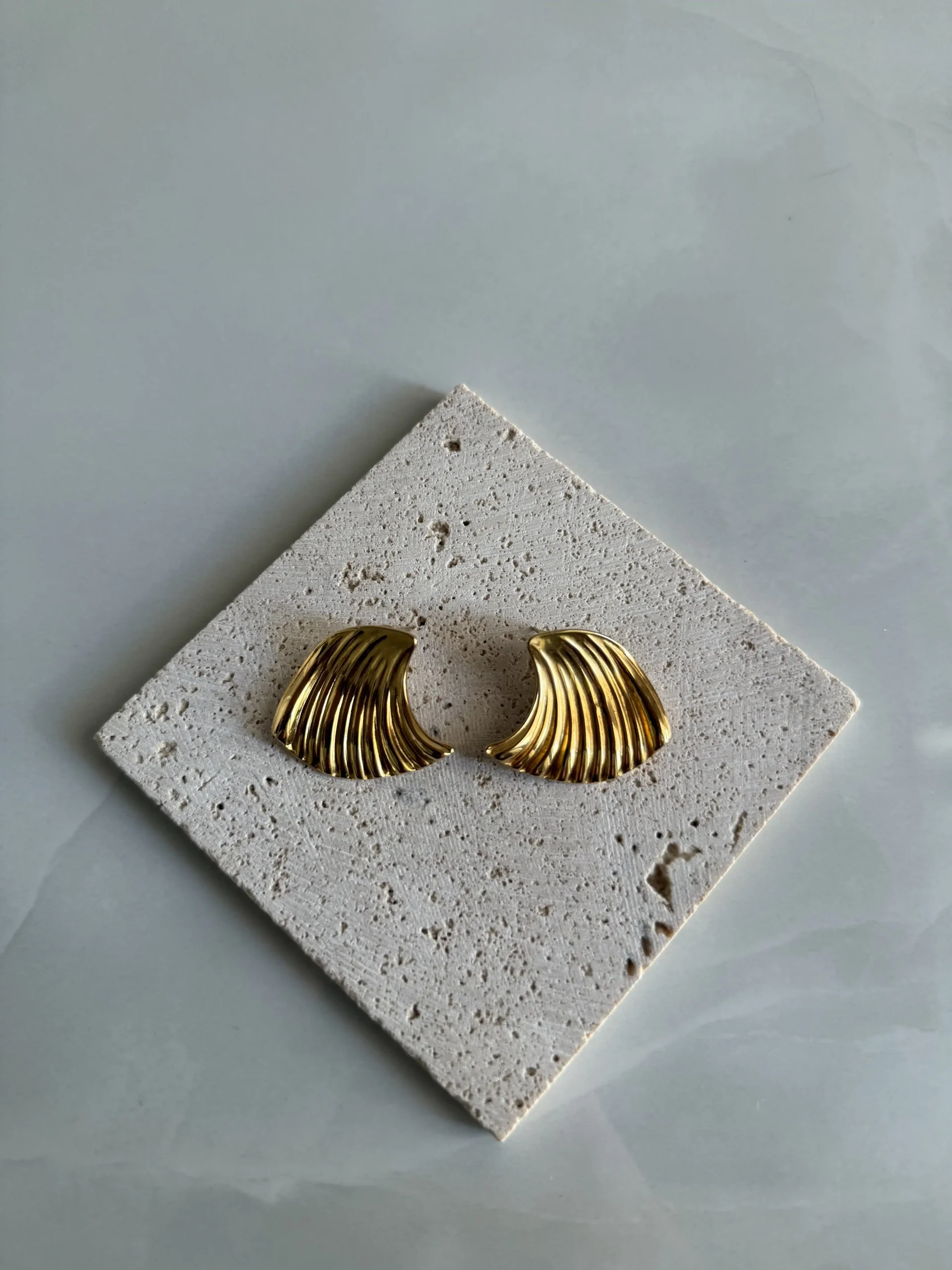 Aurelia Wave Earrings