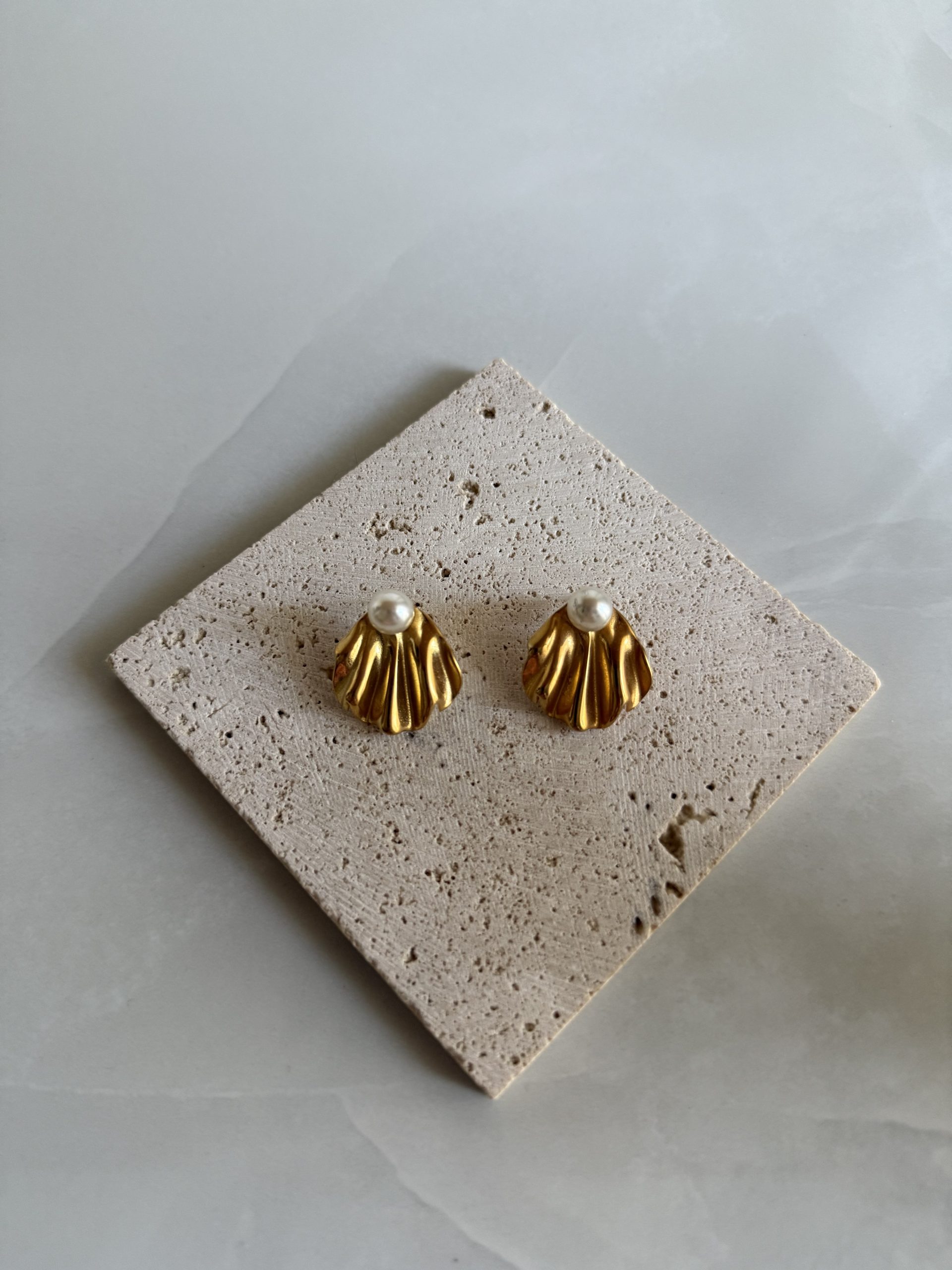 Marina Pearl Earrings