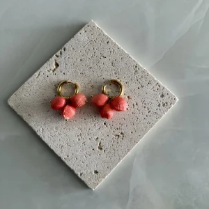 Coral Kiss Earrings