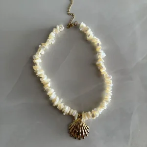 Salt Pearl