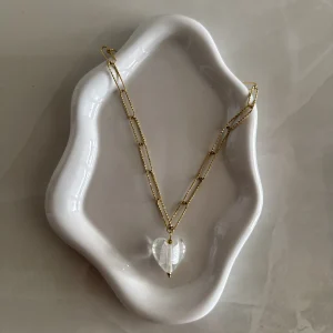Cielo White Hearts Necklace
