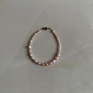 Pearl Pink Essence