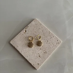 Coralia Hoops
